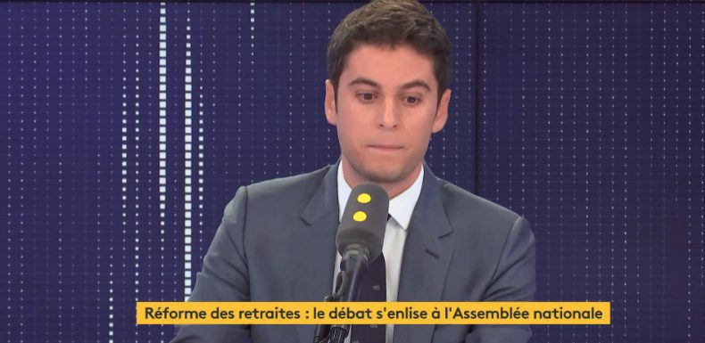 Retraites : l’argument bidon de Gabriel Attal pour précipiter l’adoption de la réforme