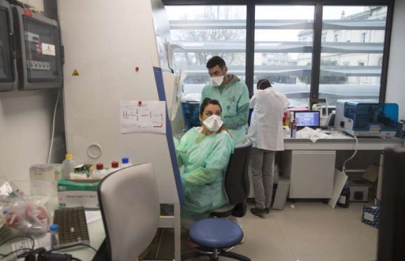 Coronavirus : les hôpitaux français se préparent à la « tempête »