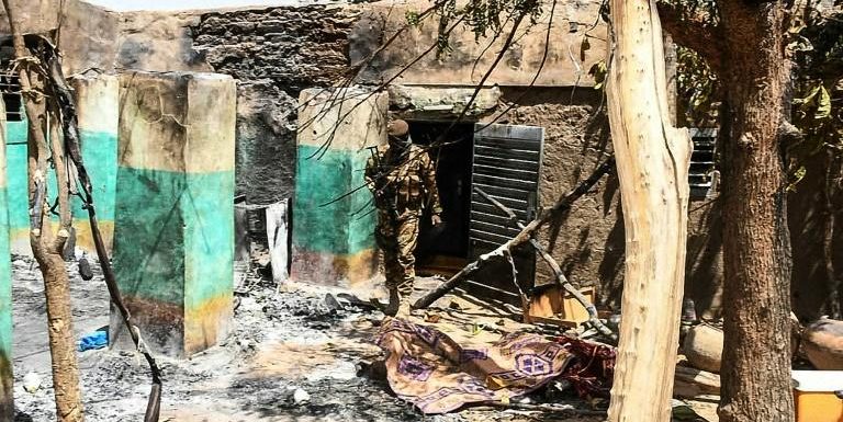 Mali: nouvelle tuerie un an après dans un village martyr