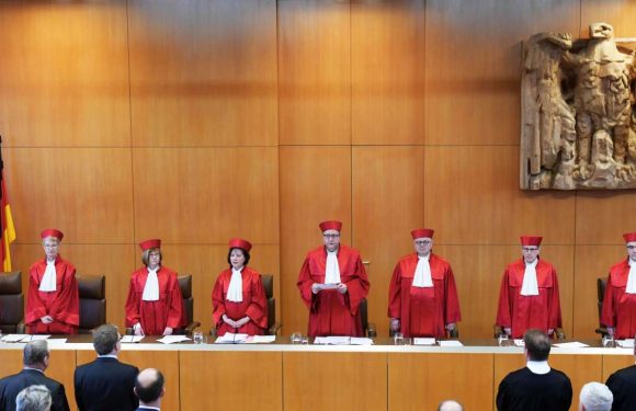 La justice allemande valide l’interdiction du voile pour les juristes en audience