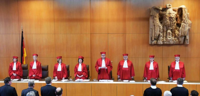 La justice allemande valide l’interdiction du voile pour les juristes en audience