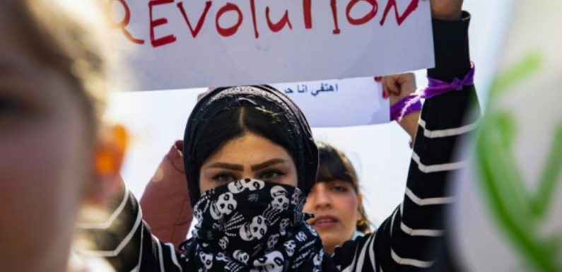 Des centaines d’Irakiennes manifestent pour défendre leur place dans la révolte