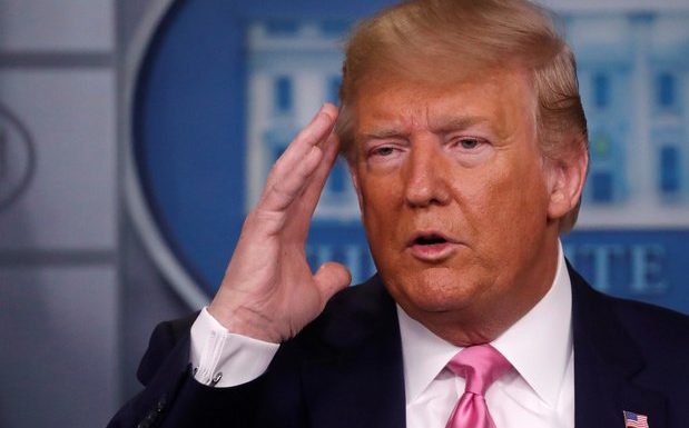 Une première: l’équipe de Trump attaque le New York Times en diffamation