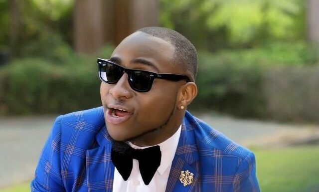 Showbiz : Davido obtient un Disque de platine avec son 2è album