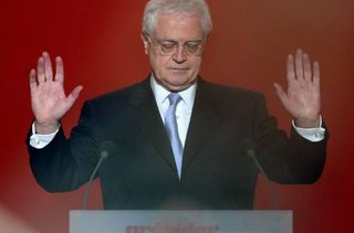 Jospin : « J’assume pleinement la responsabilité de cet échec. »