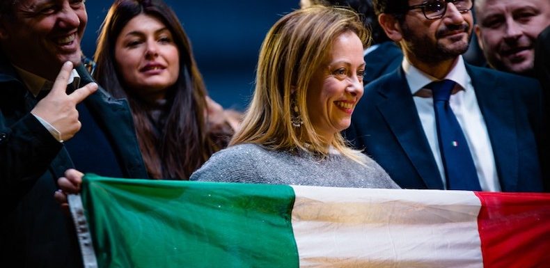 Italie : Giorgia Meloni, l’espoir du populisme qui rattrape Matteo Salvini sur sa droite