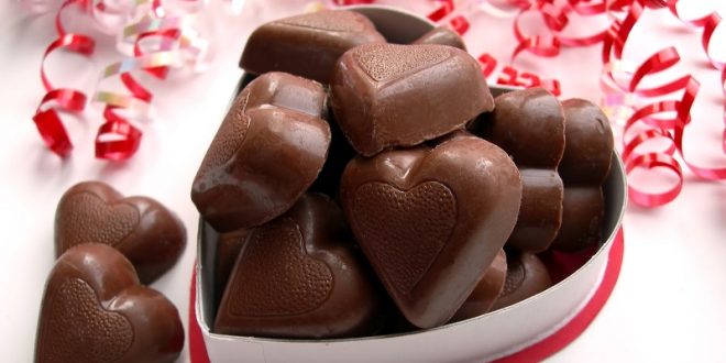 Saint-Valentin au Japon : offrir du chocolat aux hommes, une tradition qui fâche !