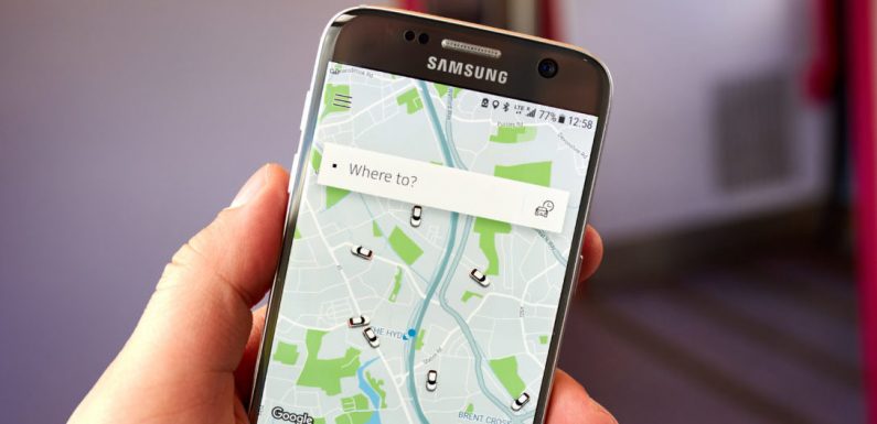 Un chauffeur Uber dénonce deux papas gays pour traffic d’enfant