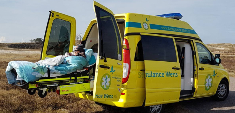Cette “ambulance du bonheur” parcourt l’Europe pour réaliser les rêves des malades en fin de vie