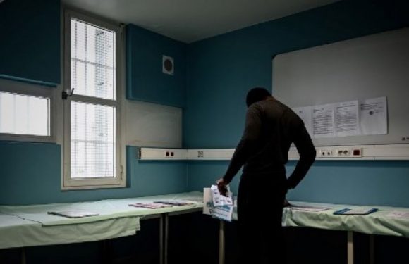 « Monsieur le président, médecins, nous vous demandons le report des élections municipales »