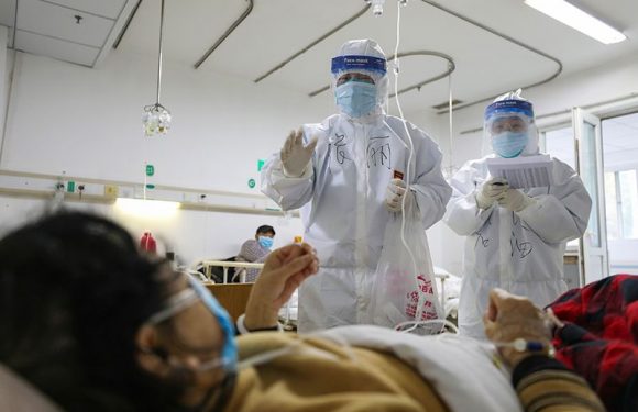 Plus de 80 essais cliniques testent des dizaines de substances pour faire face à l’épidémie de coronavirus