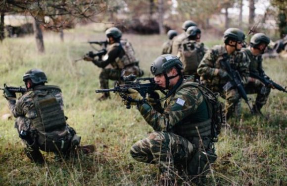 Grèce : les soldats grecs multiplient les exercices de tirs à balles réelles près de la frontière turque