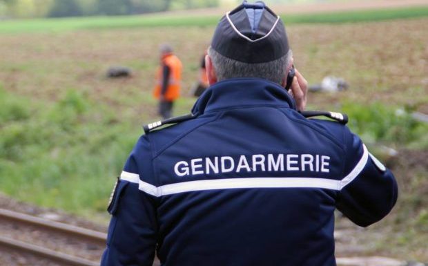 Un sexagénaire soupçonné d’avoir réalisé trois braquages pour envoyer de l’argent à une femme rencontrée sur Internet