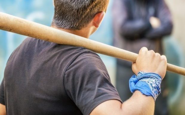 Coronavirus : les Russes se ruent sur les battes de base-ball et les déguisements d’ infirmières