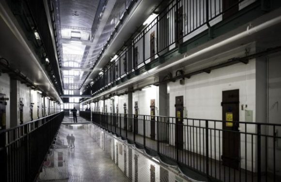 «Ça risque d’être une hécatombe» : la grande crainte d’une épidémie de Covid-19 en prison