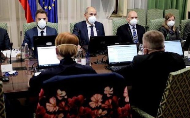 Coronavirus : La Slovénie rend le port du masque obligatoire