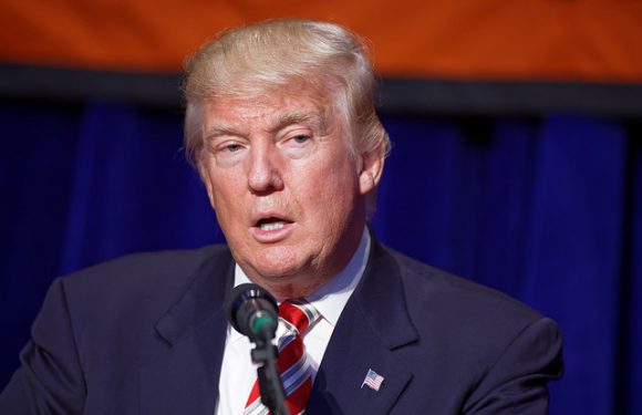 Donald Trump prépare la relance économique malgré le COVID-19