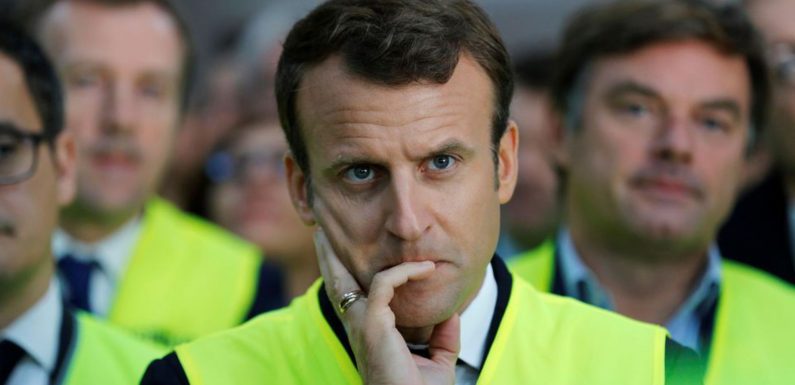 Macron : « Je ne pensais pas commenter le Canard pour vous demander d’êtres responsables »