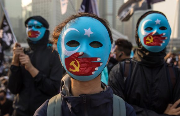 Apple, Nike, BMW… 83 multinationales accusées d’être liées au travail forcé de Ouïghours en Chine