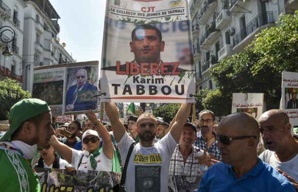 Algérie : quatre ans de prison ferme requis contre Karim Tabbou, l’une des figures du Hirak