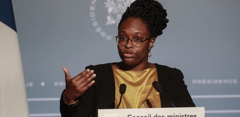 Bourdes, provocations… la porte-parole du gouvernement Sibeth Ndiaye est-elle sur la sellette ?
