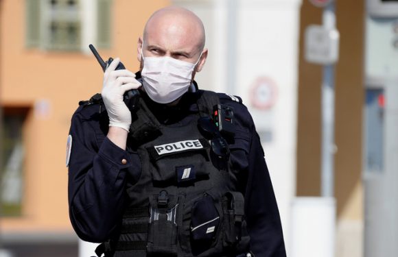 Des masques pour les policiers… pris aux postiers : déshabiller Pierre pour habiller Paul ?