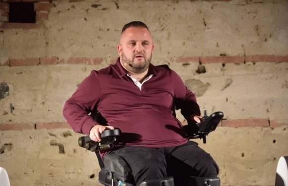 Accidents dans le sport : « Je suis toujours amoureux du rugby », assure Tony Moggio, tétraplégique après une mêlée