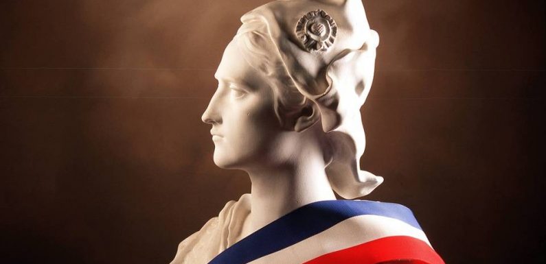 Toulouse : Vive polémique après la pendaison d’une « Marianne » par des militants de l’Action française
