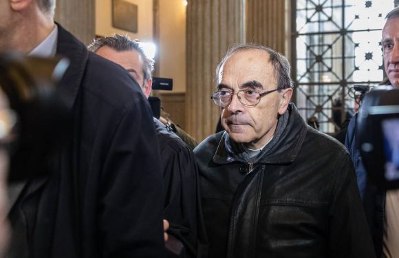 La démission du cardinal Barbarin acceptée par le pape
