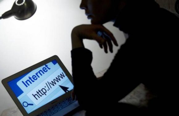 Cyberharcèlement, revenge porn, discrimination… Internet « ne marche pas pour les femmes », dénonce le fondateur du Web