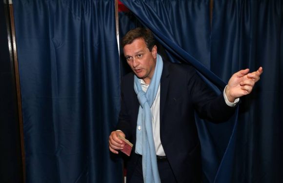 Elections municipales à Perpignan : Louis Aliot est en tête au 1er tour devant le maire sortant LR