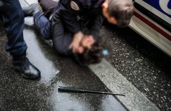 « Gilets jaunes » : Un manifestant étranglé par un policier ? Retour sur une photo virale