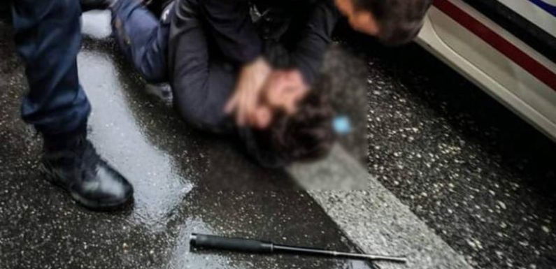 « Gilets jaunes » : Un manifestant étranglé par un policier ? Retour sur une photo virale