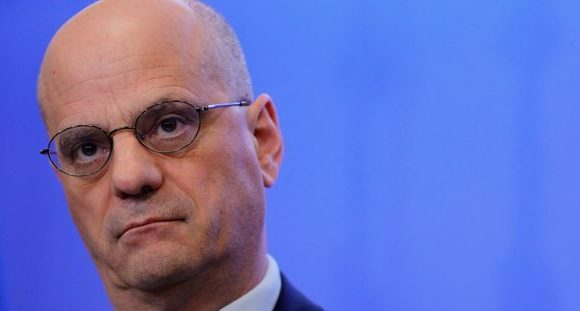 Le coronavirus touchera « probablement » la moitié des Français, selon Jean-Michel Blanquer