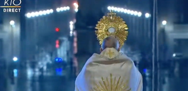 Bénédiction du pape Urbi et Orbi