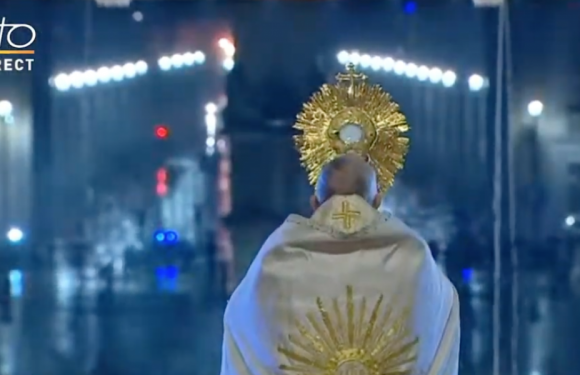 Bénédiction du pape Urbi et Orbi
