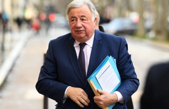 Comment Gérard Larcher a mis la pression à Emmanuel Macron pour éviter un report des municipales