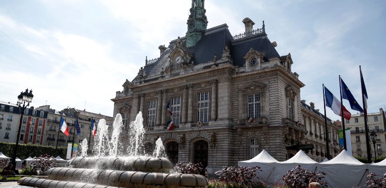 Municipales : à Levallois, la « marque Balkany » séduit (encore)