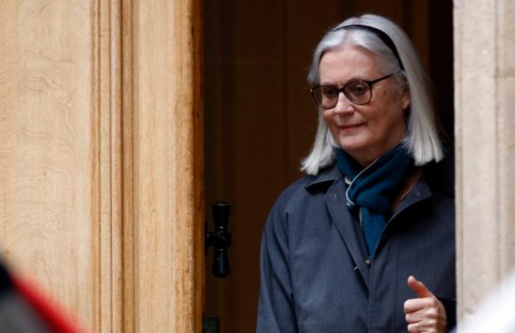 « Les mails, c’est pas son truc » : au ​procès Fillon, la journée de « super Penelope »