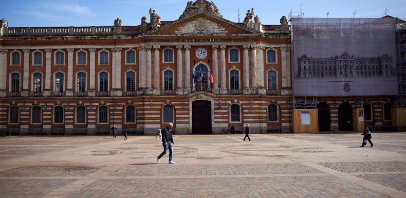 Coronajournal : « La France tient par l’admirable dévouement des sacrifiés sur l’autel des petits intérêts »