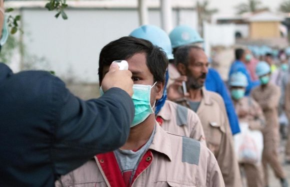 Coronavirus: les travailleurs expatriés stigmatisés dans les pays du Golfe