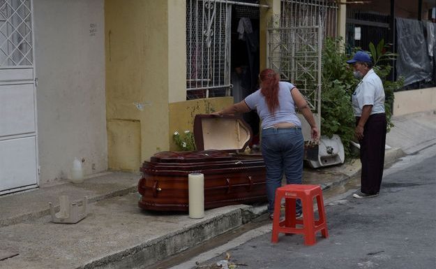 Coronavirus. Equateur : des cadavres dans les rues à Guayaquil, le vice-président présente ses excuses