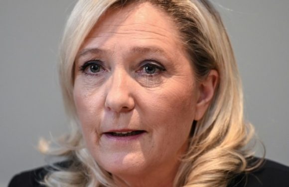 Appels à la prière islamique: Le Pen (RN) dénonce « une nouvelle escalade »