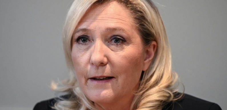 Appels à la prière islamique: Le Pen (RN) dénonce « une nouvelle escalade »