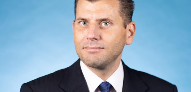 Allemagne : l’extrême droite suspend un porte-parole fier d’être « fasciste » et de ses origines « aryennes »
