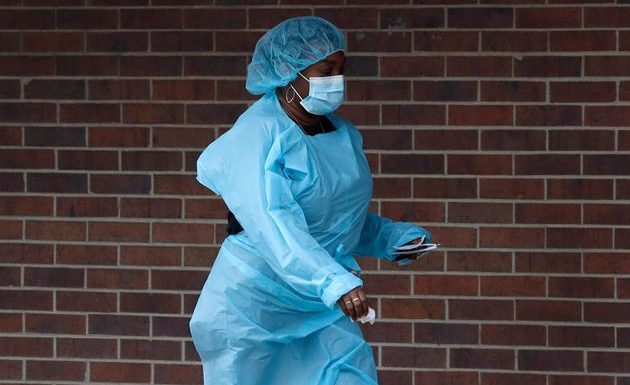 Coronavirus: Après les masques, pénurie de surblouses pour les soignants