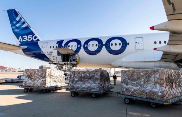 Coronavirus : Un Airbus ramène en Europe quatre millions de masques depuis la Chine