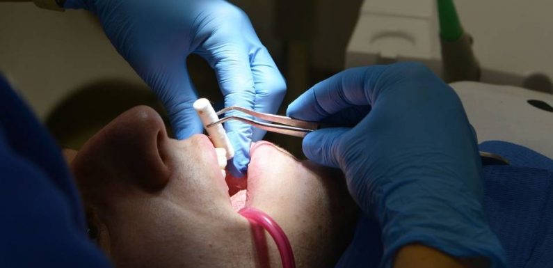 Coronavirus : Les dentistes vont-ils rouvrir le 11 mai ?