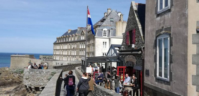 Coronavirus à Saint-Malo : Se promener sur les remparts est désormais interdit