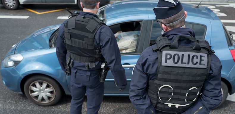 Poulet party : dans la Sarthe, deux frères emprisonnés pour avoir violé une vingtaine de fois le confinement